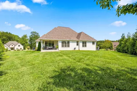 Exterior - 312 Cayce Dr, Springfield, TN 37172 photo 4 of 9