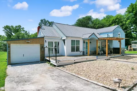 1320 Benton Pike NE, Cleveland, TN 37311