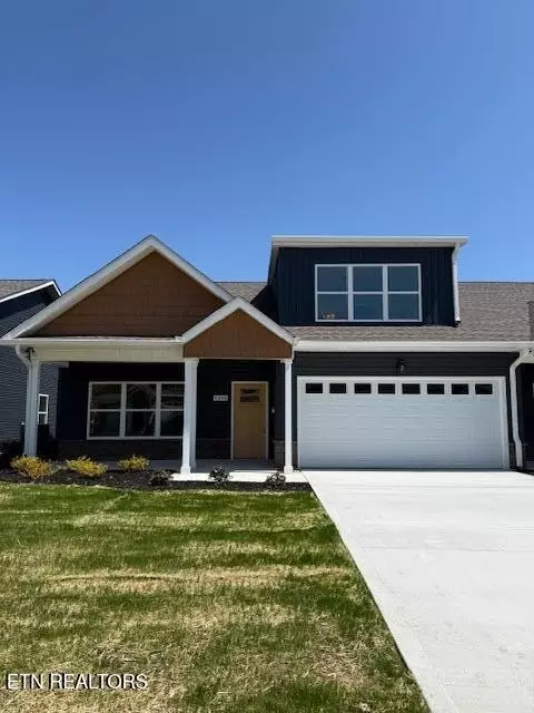 7306 Whispering Creek Ln, Powell, TN 37849