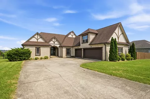 145 Covey Rise Cir, Clarksville, TN 37043