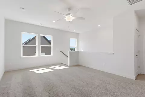 Living - 199 Phillips Bnd, Spring Hill, TN 37174 photo 2 of 2