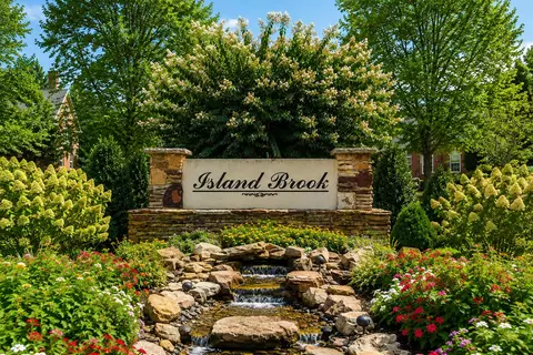 1014 Atchley Ct, Hendersonville, TN 37075