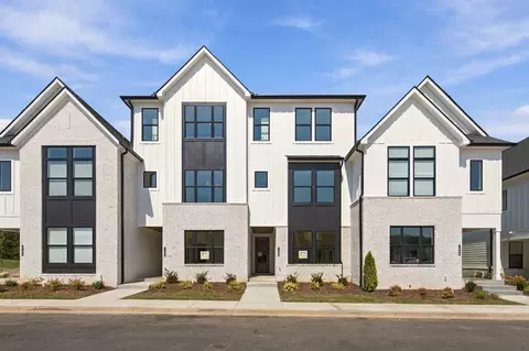 2100 Conductor Ln, Thompsons Station, TN 37179