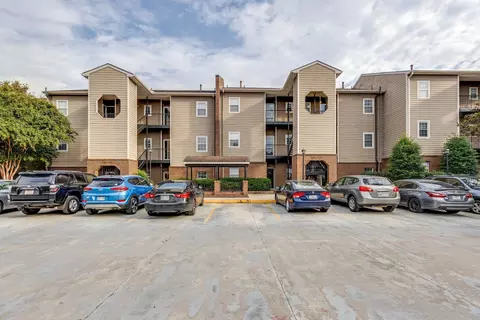 120 W End Pl, Nashville, TN 37205