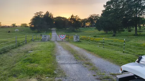850 Sugar Flat Rd, Lebanon, TN 37087