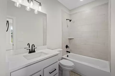 Bath - 7208 Severide St, Fairview, TN 37062 photo 8 of 10