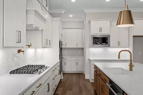 Kitchen - 7208 Severide St, Fairview, TN 37062 photo 3 of 4
