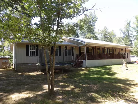 2719 Mckenzie Rd, Parsons, TN 38363