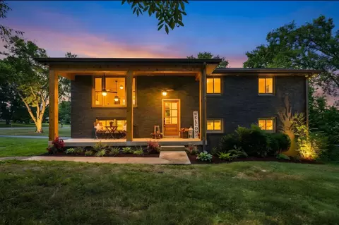 127 Veebelt Dr, Hendersonville, TN 37075