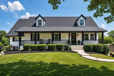 1317 Dickerson Bay Dr, Gallatin, TN 37066