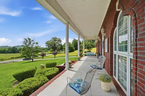 452 Sharp Ford Rd, Somerville, AL 35670 photo 7