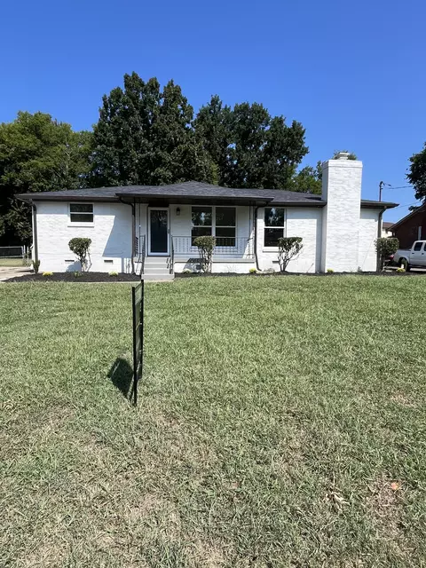 3865 Augusta Dr, Nashville, TN 37207