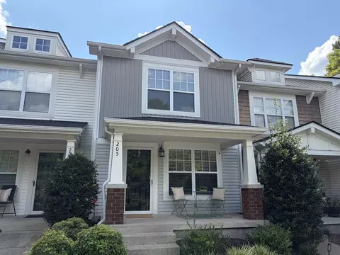 205 Shadow Glen Dr, Nashville, TN 37211