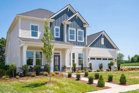 838 Drivers Cir, Columbia, TN 38401