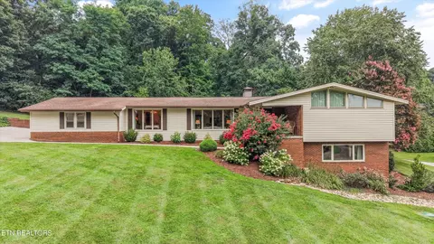 4704 Simona Rd, Knoxville, TN 37918