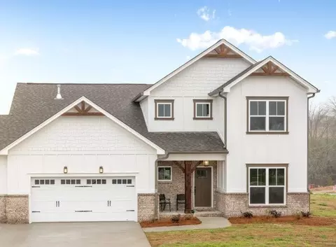 9876 Mayfly Rd, Ooltewah, TN 37363