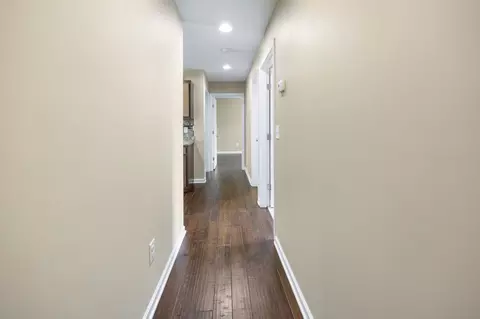 Entry Way - 406 Cherry St, Decherd, TN 37324 photo 1 of 2