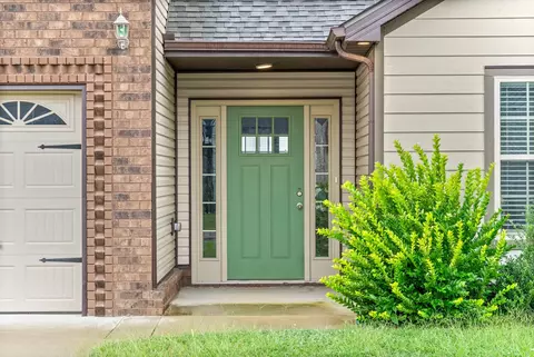 516 Castle Pinckney Ln, Clarksville, TN 37042