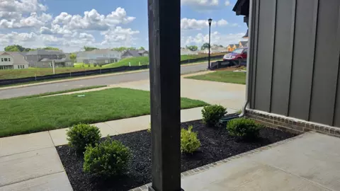 Exterior - 1924 Harmony Rd, Spring Hill, TN 37174 photo 5 of 9