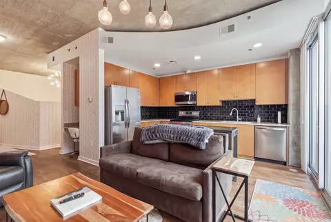 301 Demonbreun St #811, Nashville, TN 37201