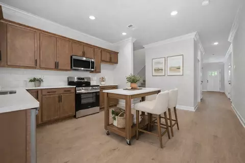 Entry Way - 513 Rohan Dr, Murfreesboro, TN 37129 photo 1 of 3