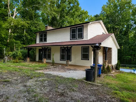 Exterior - 111 Milton Rd, Dickson, TN 37055 photo 3 of 14