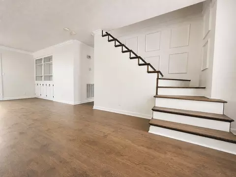 Living - 111 Milton Rd, Dickson, TN 37055 photo 2 of 2