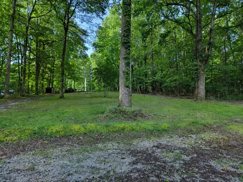 Exterior - 111 Milton Rd, Dickson, TN 37055 photo 13 of 14