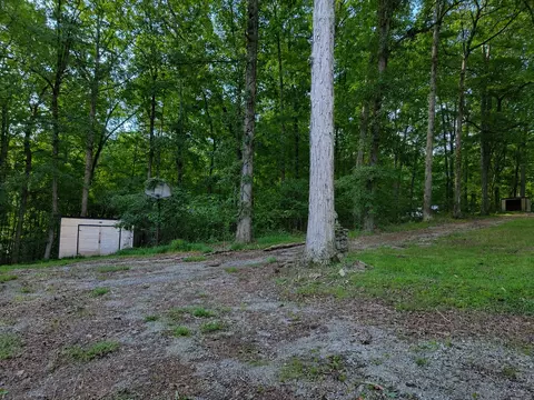 Exterior - 111 Milton Rd, Dickson, TN 37055 photo 12 of 14