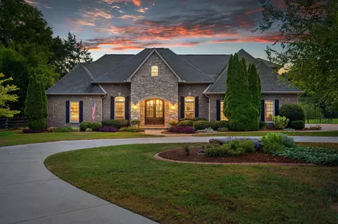 1655 S Lovvorn Rd, Christiana, TN 37037