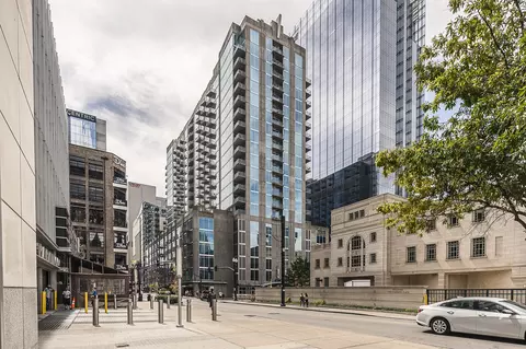 301 Demonbreun St #1211, Nashville, TN 37201