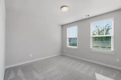 Bedroom - 3039 Commonwealth Dr, Spring Hill, TN 37174 photo 5 of 9