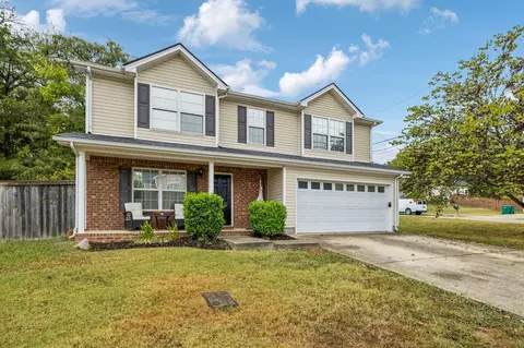 7493 Maggie Dr, Antioch, TN 37013