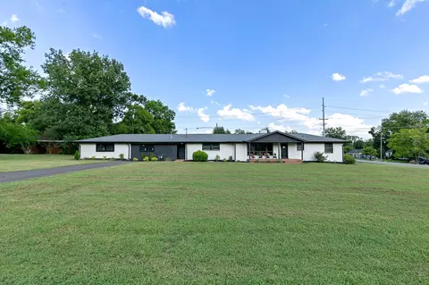 4400 Gra Mar Dr, Nashville, TN 37216