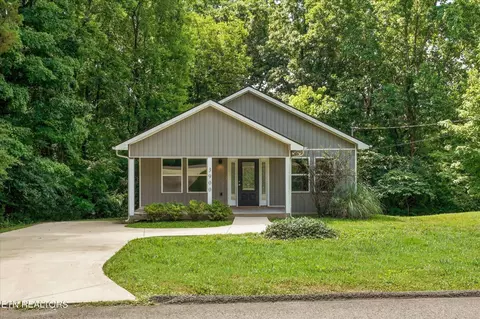 3900 Wayne Dr, Knoxville, TN 37914
