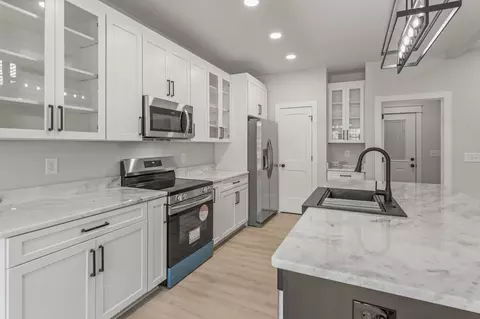 Kitchen - 106 5th Ave N, Decherd, TN 37324 photo 1 of 4