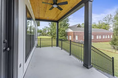 Exterior - 106 5th Ave N, Decherd, TN 37324 photo 10 of 16