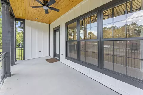 Exterior - 106 5th Ave N, Decherd, TN 37324 photo 11 of 16