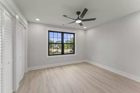 Bedroom - 106 5th Ave N, Decherd, TN 37324 photo 3 of 4