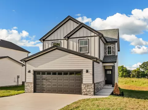 2808 Brewster Dr, Clarksville, TN 37042