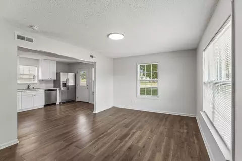 Living - 356 Beechcroft Rd, Spring Hill, TN 37174 photo 1 of 8
