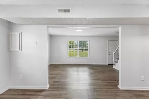 Living - 356 Beechcroft Rd, Spring Hill, TN 37174 photo 8 of 8