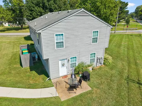 Exterior - 356 Beechcroft Rd, Spring Hill, TN 37174 photo 9 of 10