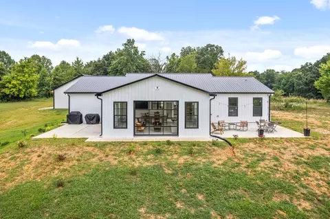 Exterior - 2049 Conatser Rd, Cunningham, TN 37052 photo 14 of 14