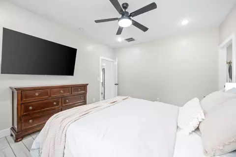 Bedroom - 2049 Conatser Rd, Cunningham, TN 37052 photo 2 of 5