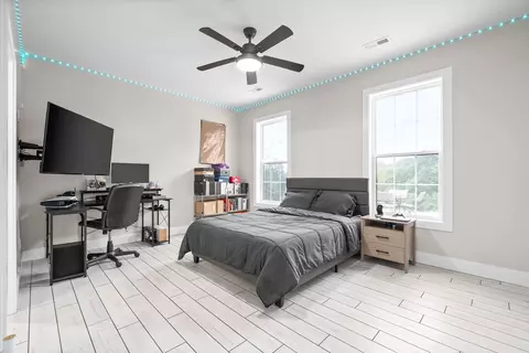 Bedroom - 2049 Conatser Rd, Cunningham, TN 37052 photo 3 of 5