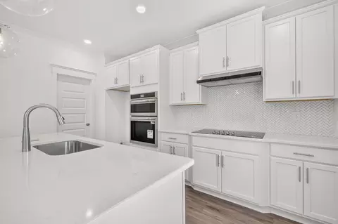 Kitchen - 4935 Kai Dr, Murfreesboro, TN 37129 photo 1 of 2
