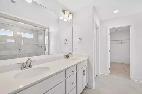 Bath - 4935 Kai Dr, Murfreesboro, TN 37129 photo 1 of 4