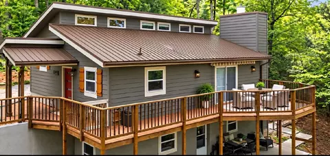 216 Zoder Dr, Gatlinburg, TN 37738