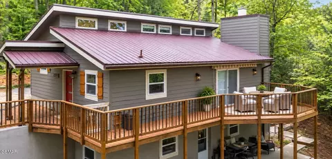 216 Zoder Dr, Gatlinburg, TN 37738